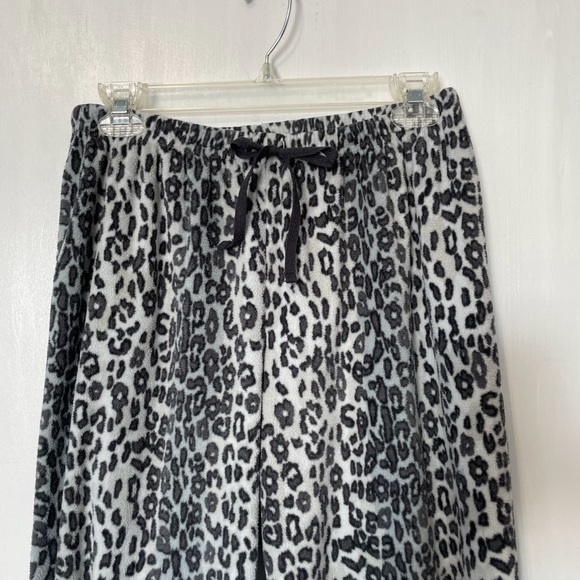 Women’s Pajama Pants, Size Large - Picture 4 of 4
